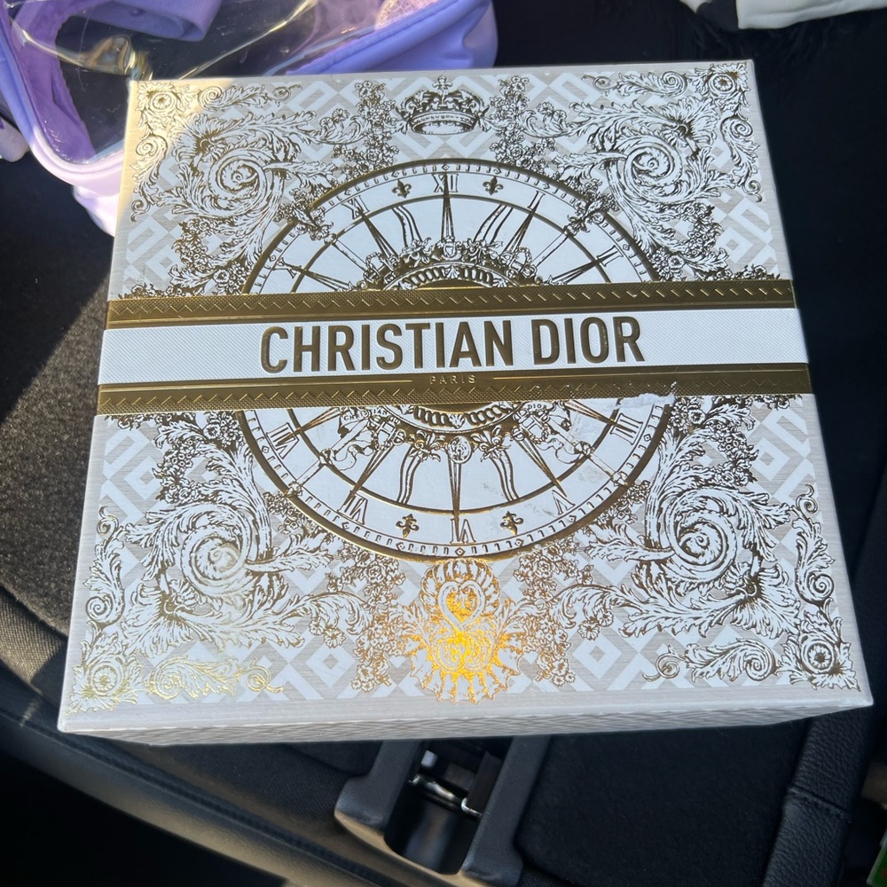 Christian Dior box